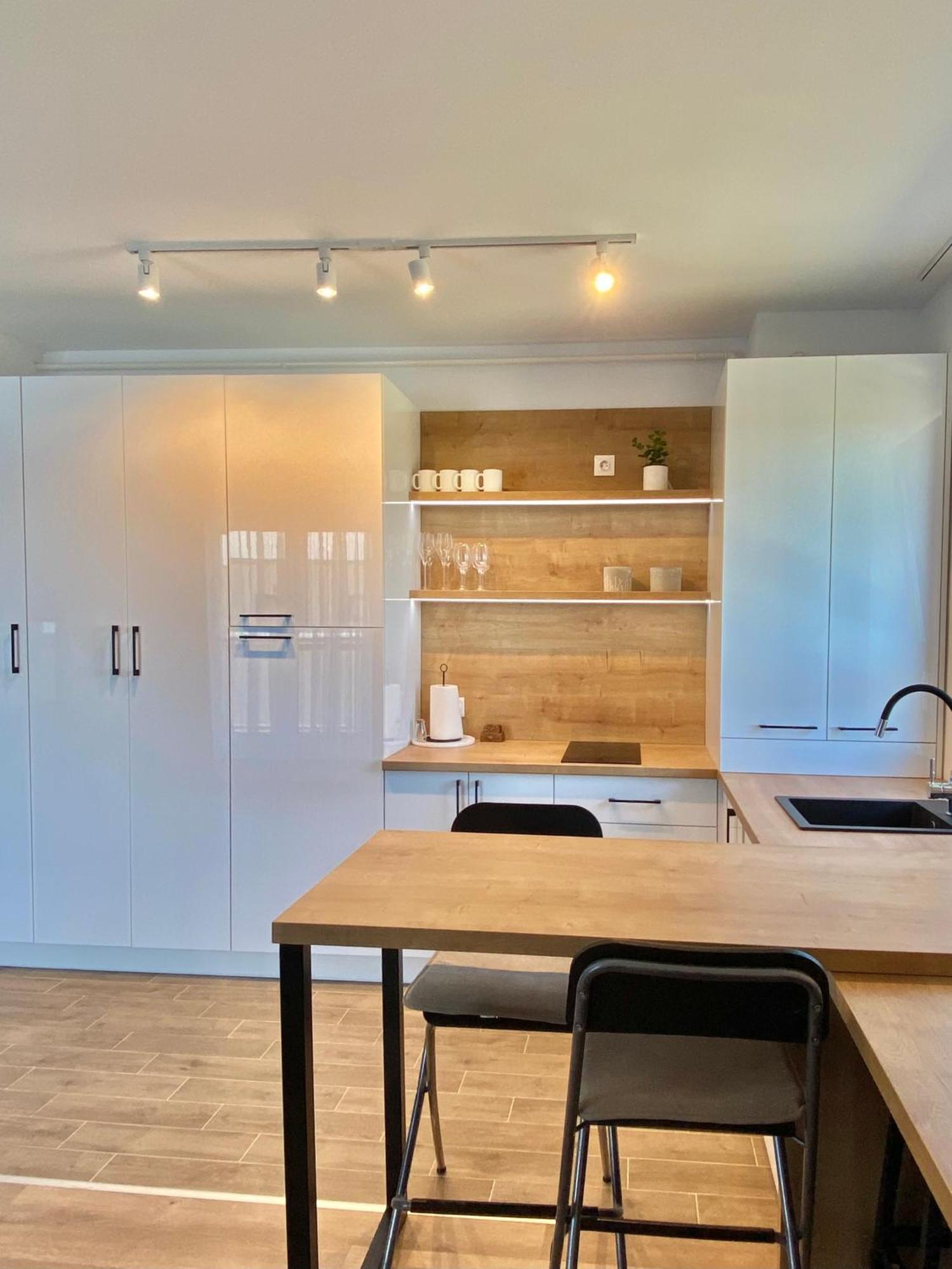 Blue Boho Studios And Apartments Brasov Luaran gambar
