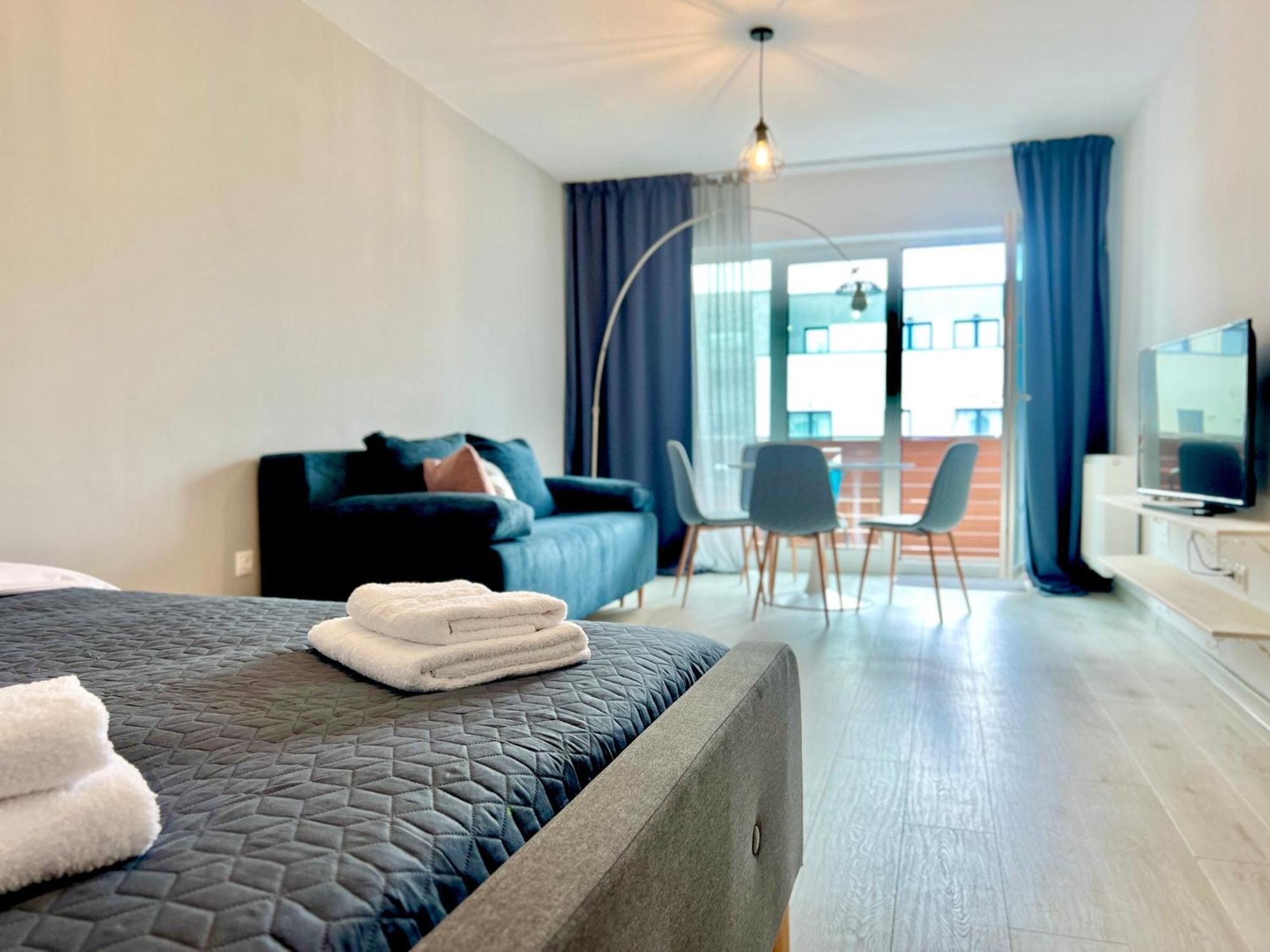 Blue Boho Studios And Apartments Brasov Luaran gambar