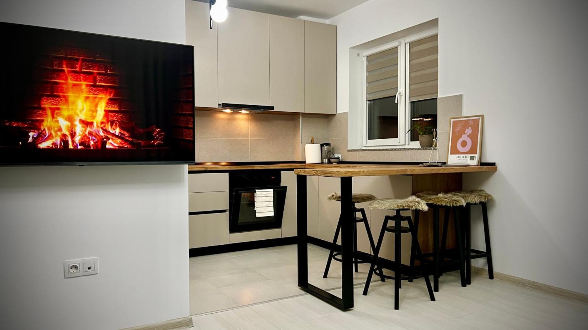 Blue Boho Studios And Apartments Brasov Luaran gambar